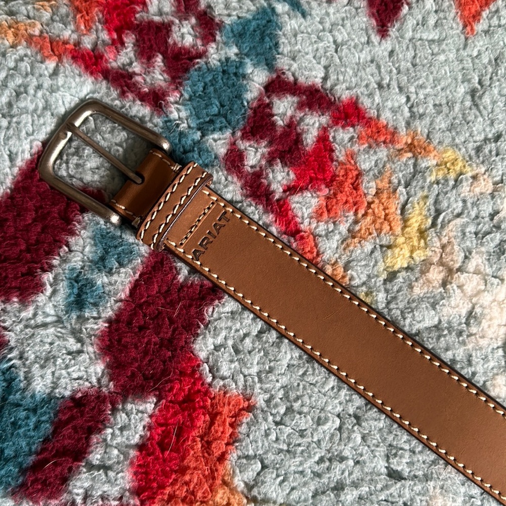 Women’s 38 ariat belt